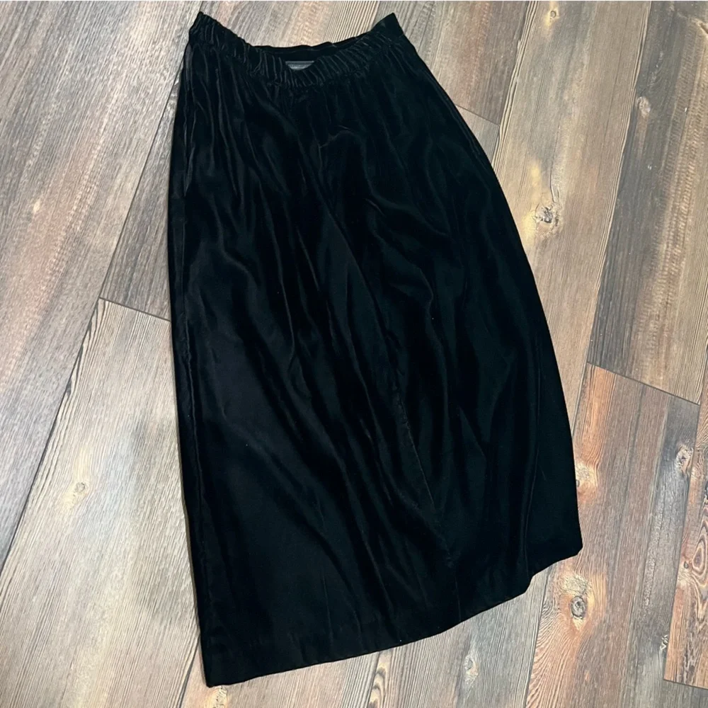 Vintage classic black